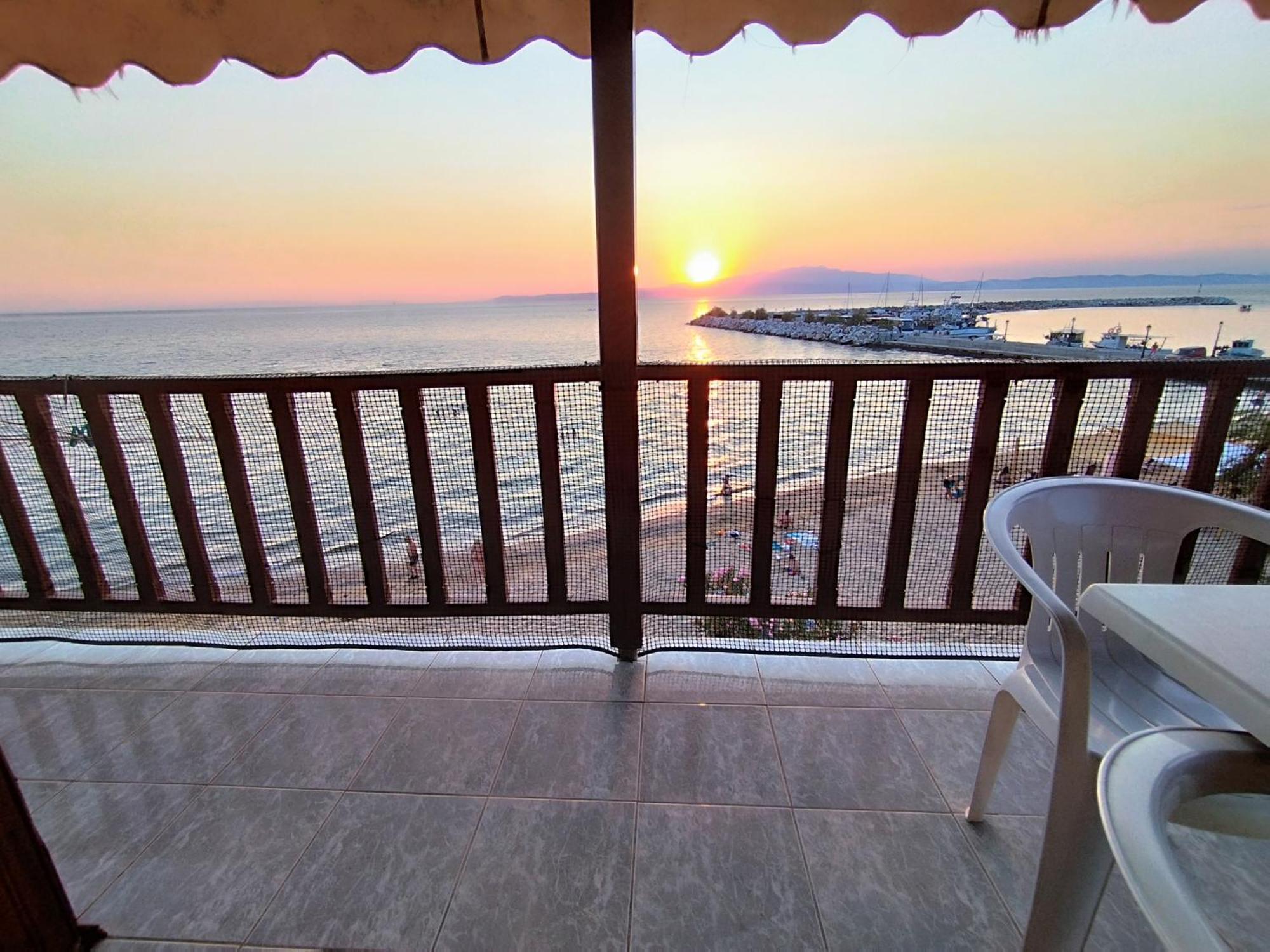 Beachfront Apartment Thassos Skála Kallirákhis Buitenkant foto